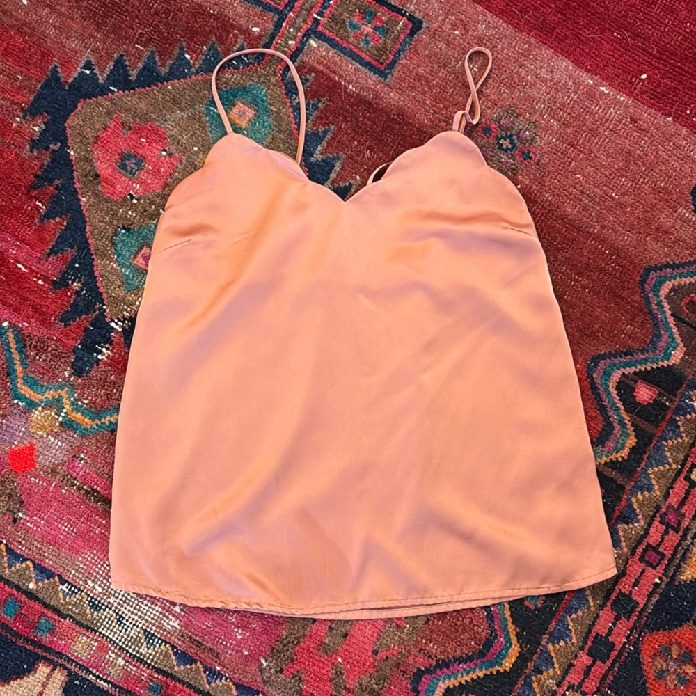 Silky Scalloped-Edge Tank